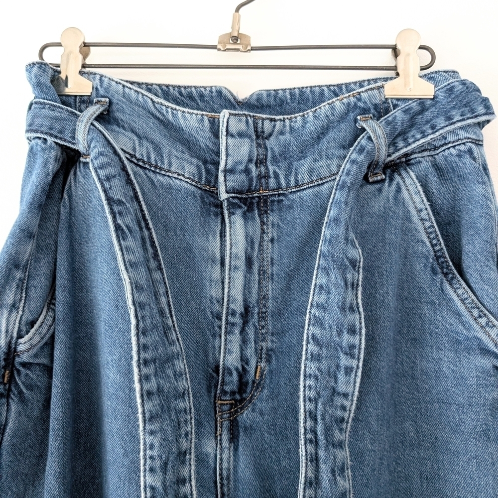 H&M Divided Women's Mom Jean Taper Belted Tie Waist ~ Size 6 / 36 - Picture 4 of 10